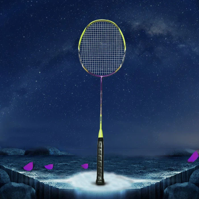 7,0 mm Wellenkohlenstoff Badminton Schläger MK72